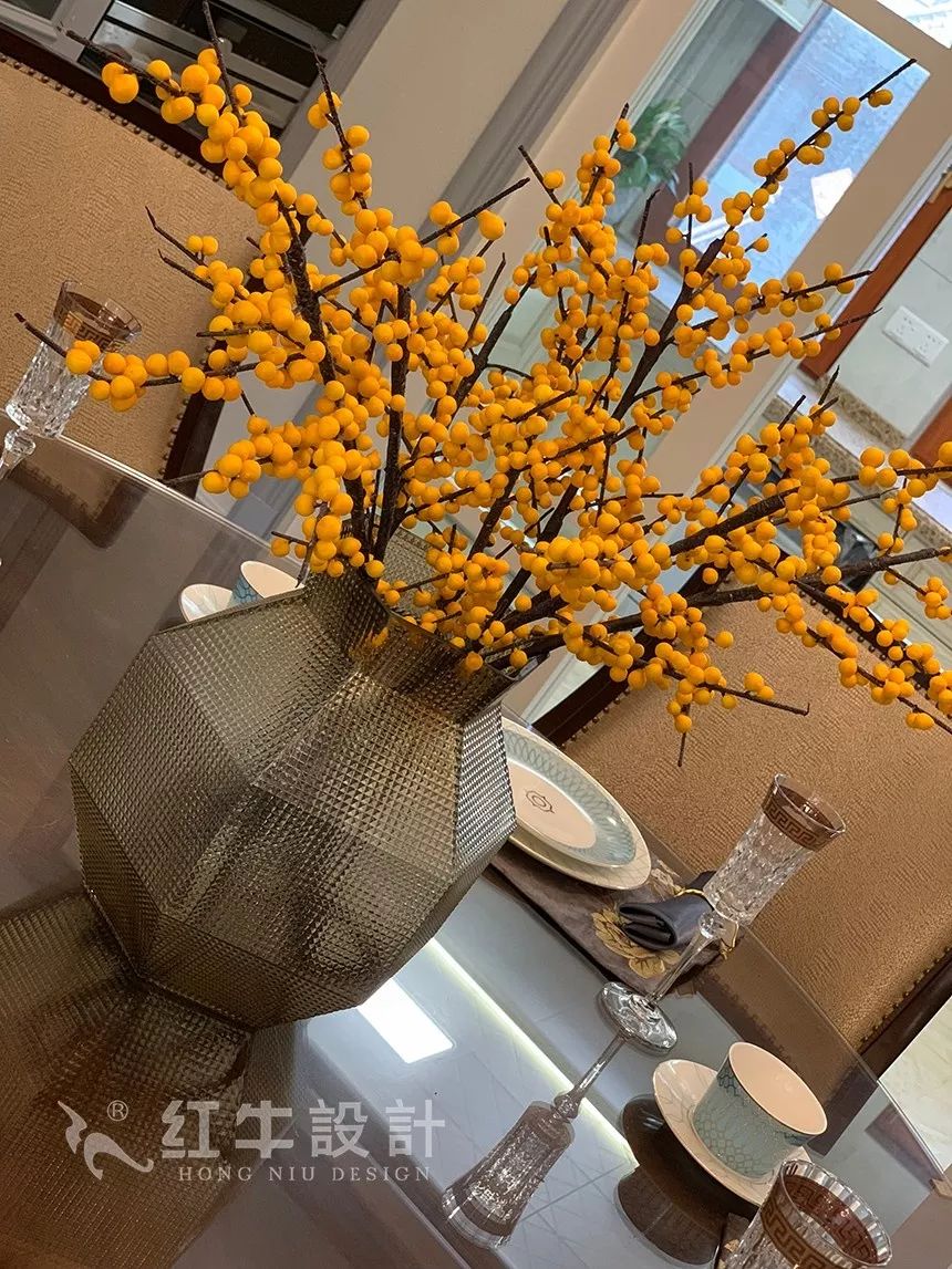 南京东墅山庄360㎡现代美式轻奢--设计师带你欣赏完工别墅09餐厅效果